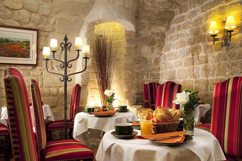 Breakfast room