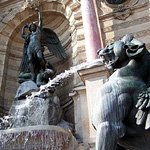 Fontaine Saint-Michel