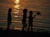 Enfants sur la plage de Carantec - Bretagne