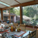 Petit d&eacute;jeuner sur la terrasse sud