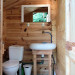 Sanitaires accol&eacute;s au Chalet