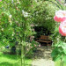 repos sous la tonnelle des roses