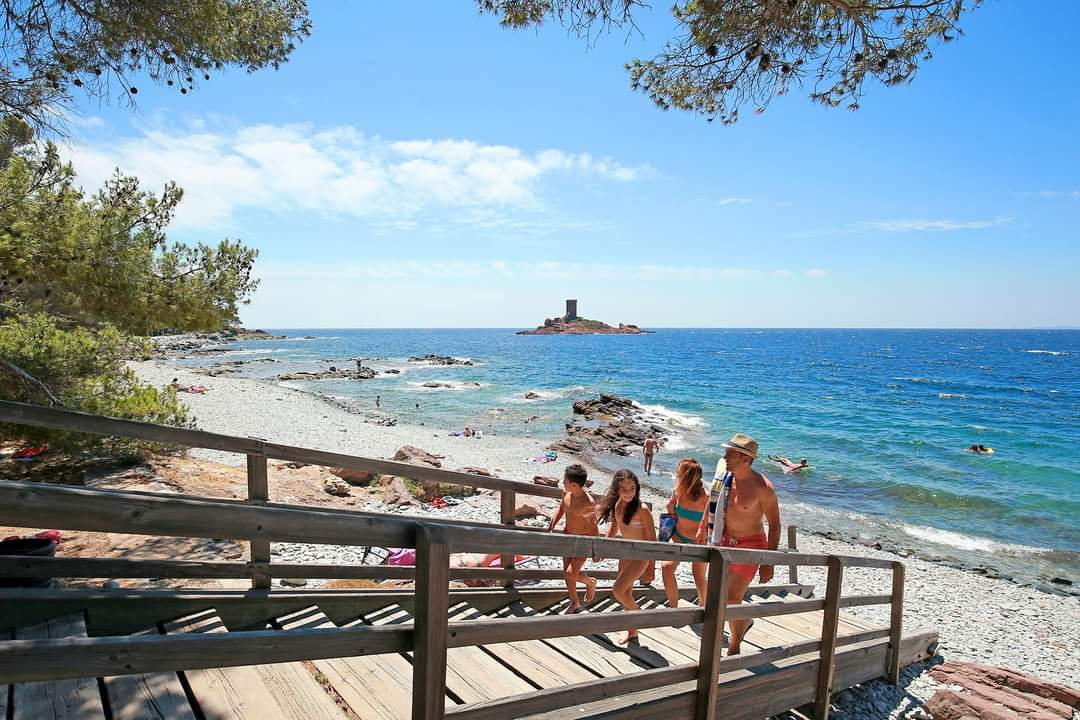 Camping La Plage du Dramont bord de mer, SaintRaphaël in Agay in le