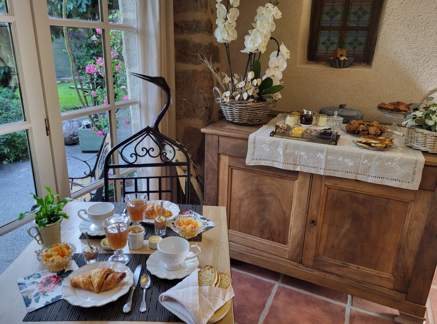 Les Causeries du Monde, maison d