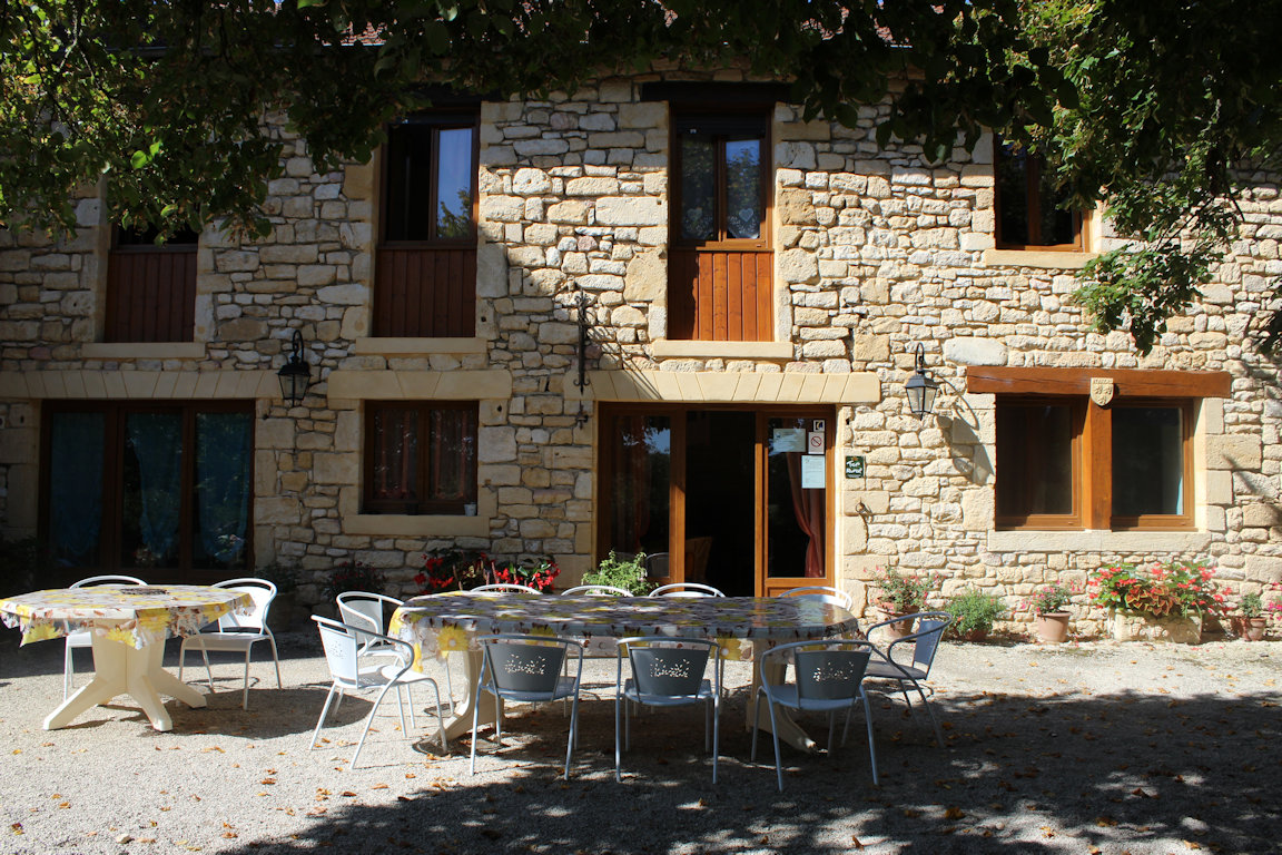 chambres-et-tables-d-h-tes-le-pigeonnier-de-labrot-chambres-la