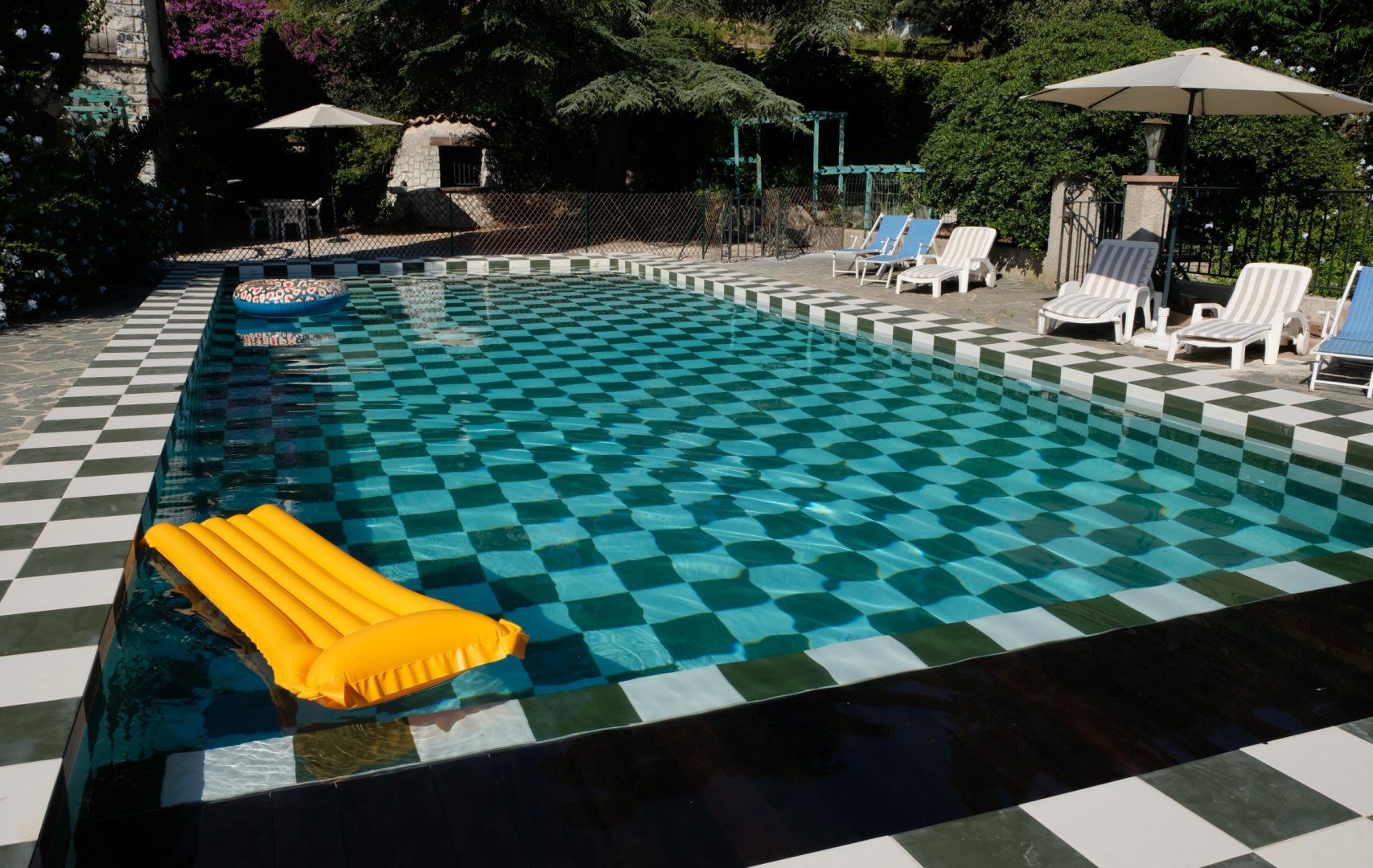 Bed & Breakfast Mas Sainte Marie, studio and apartment Toulon