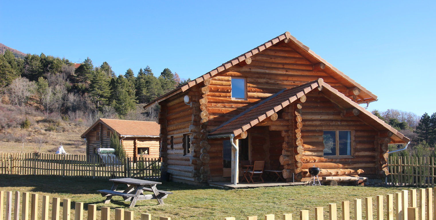 Chalets En Rondins 8 Pers A Chorges Hautes Alpes Chalets Chorges Serre Poncon