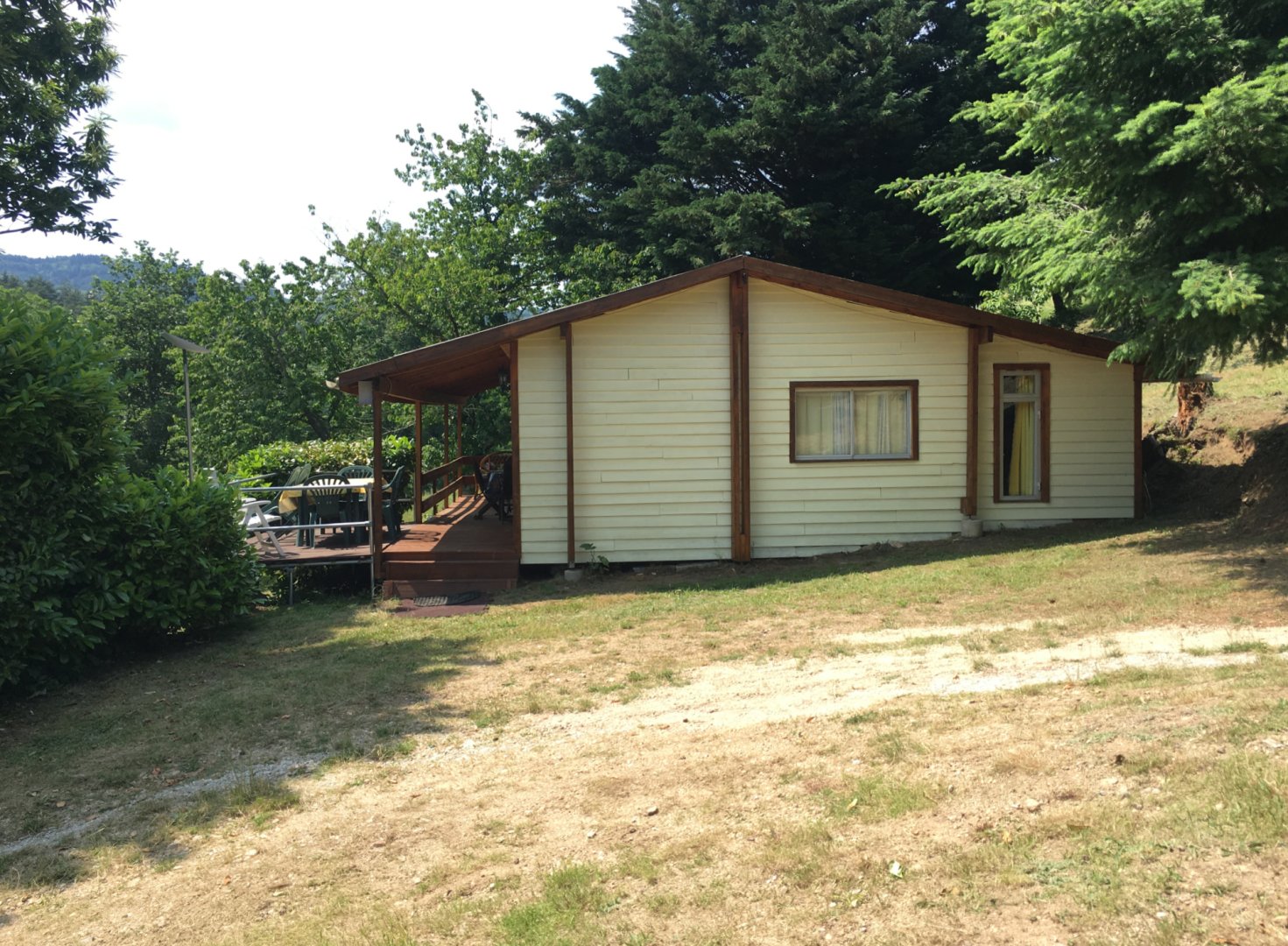 Le Corbeau gite sur grand terrain avec piscine, gite Saint