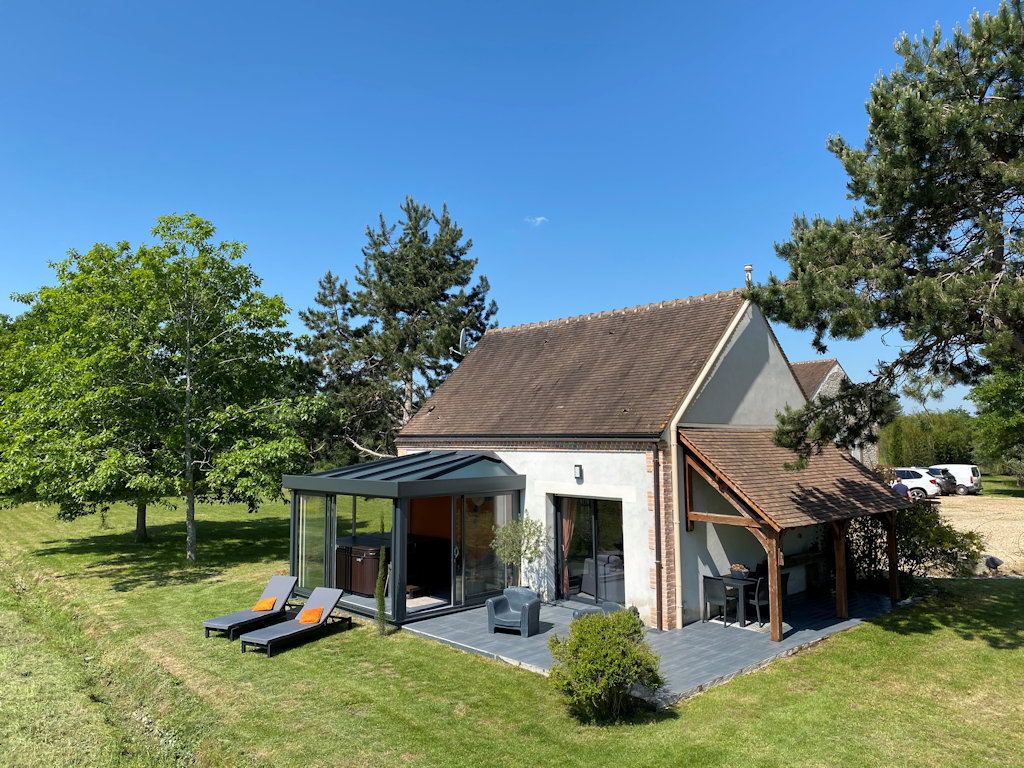 Gîte Avec étang De Pêche Privé Sologne Gîte de charme avec spa au cœur des Étangs de Sologne, maison Ardon,  situation proche de Chambord, Lamotte-Beuvron