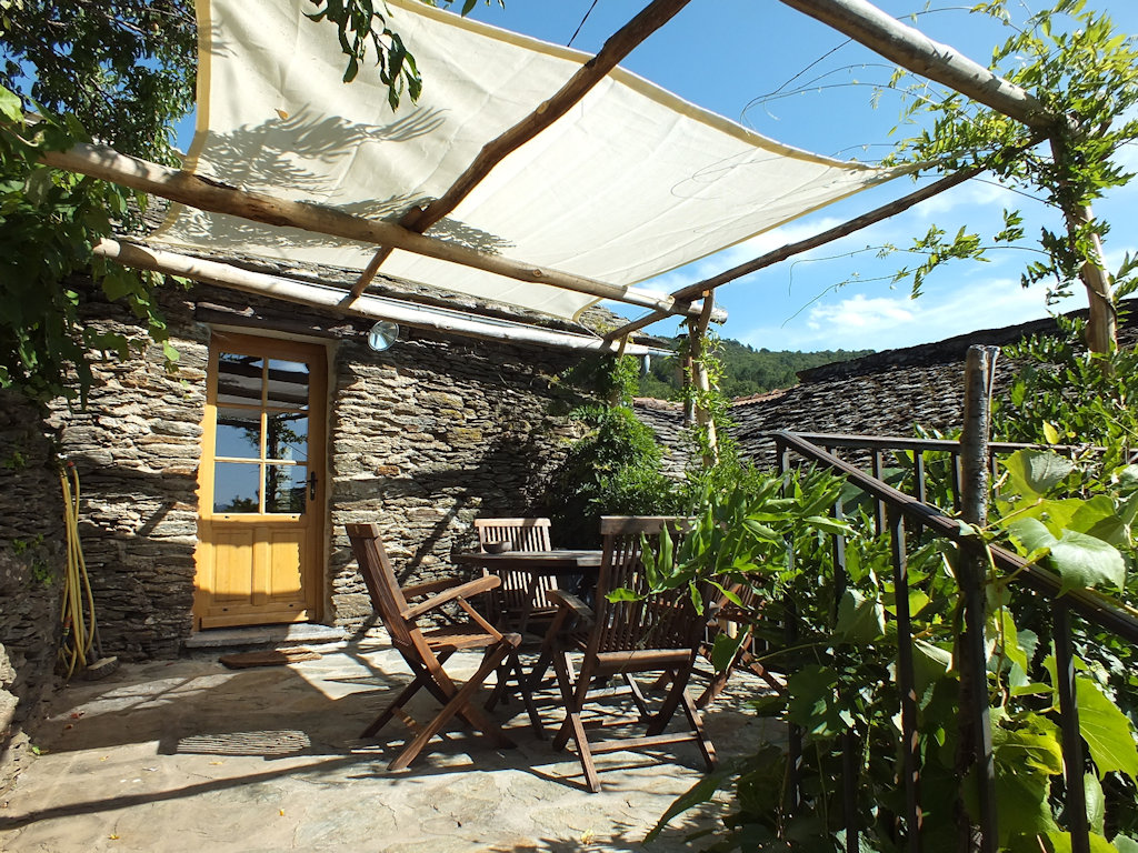 Le tout petit abrit, gîte SaintEtienne Vallée Française, cœur des Cévennes