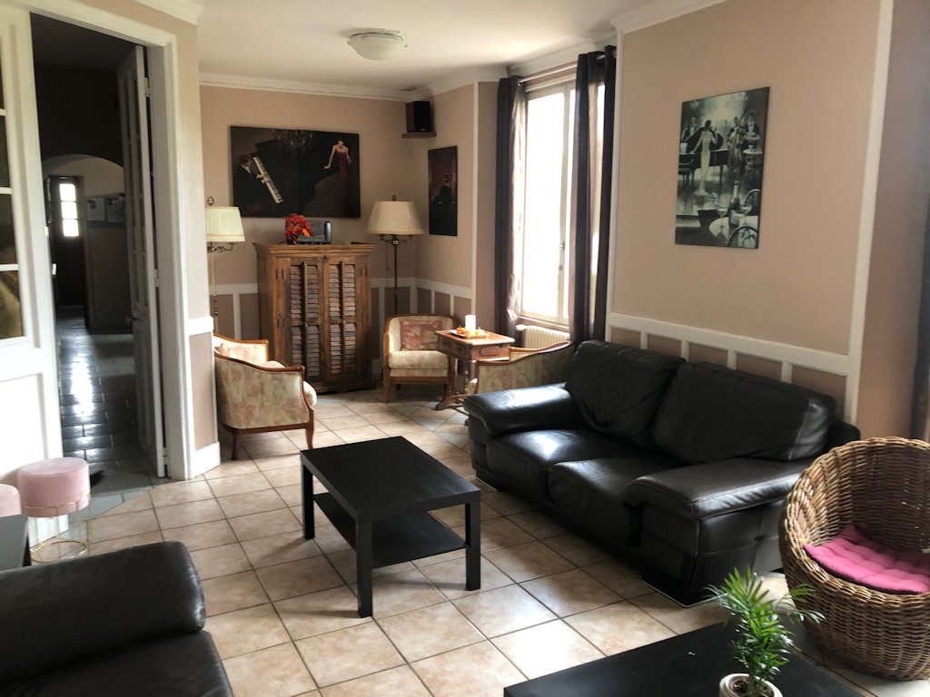 Gîte de l'Ancienne Gare du Val des Bois, gîte de groupe Warmeriville