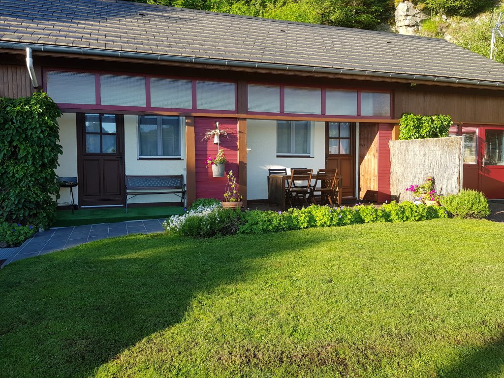 Gite De France 63610 Besse Et Saint Anastaise Gîte tout confort, 4 pers., Villa Chantebise, gîte Besse-et-Saint-Anastaise