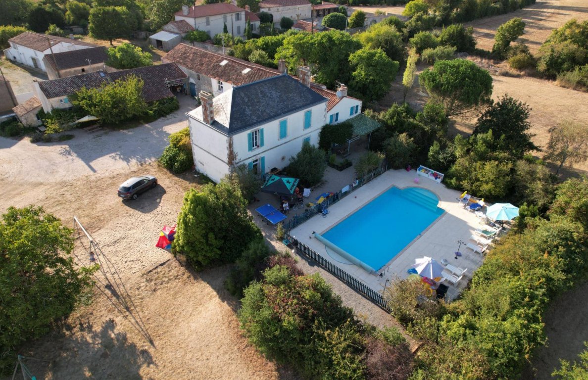 2 gîtes de charme au bord du Marais poitevin, rural gîte Nalliers