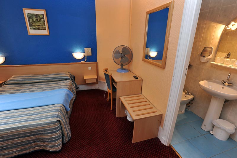 http://www.cybevasion.fr/hotels/france/paris/10/hotel-altona/ho_357_4eef30d83fc02.jpg